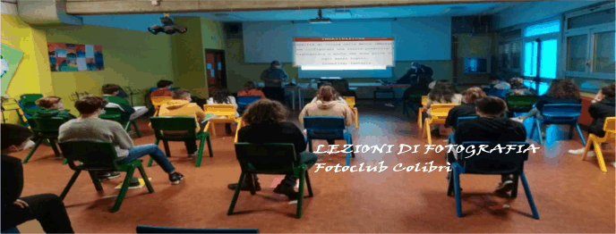 LEZIONI DI FOTOGRAFIA ALLA SCUOLA 'Cavour'
