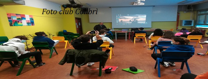 DALLA FOTOGRAFIA ALL' AUDIOVISIVO. Sec. 1 grado 'Cavour' Uno strumento espressivo per il futuro.